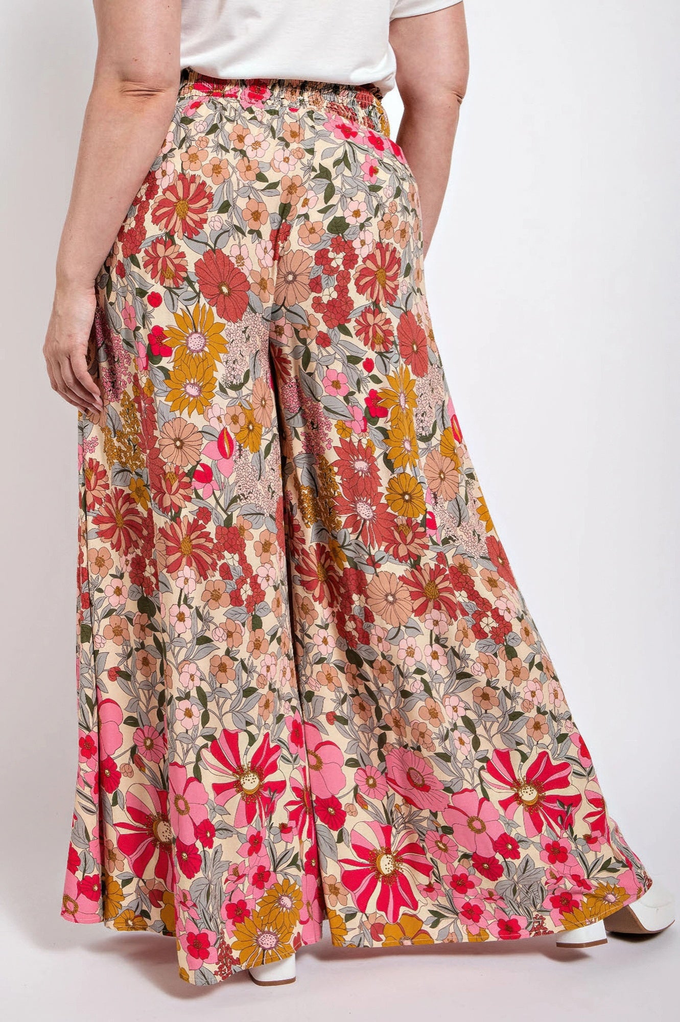 Flare Wide Leg And Waist Smocked Pants With Side Pocket