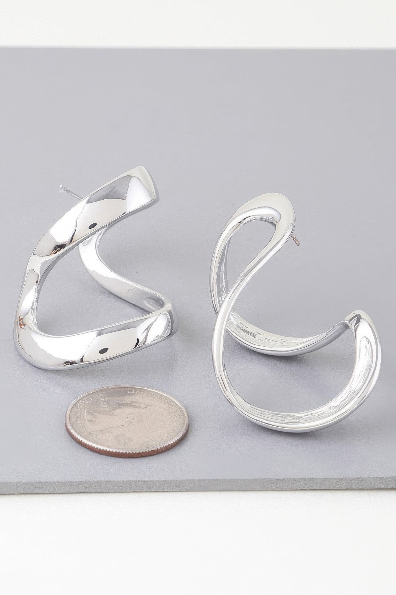 Abstract Shiny Bend Earrings
