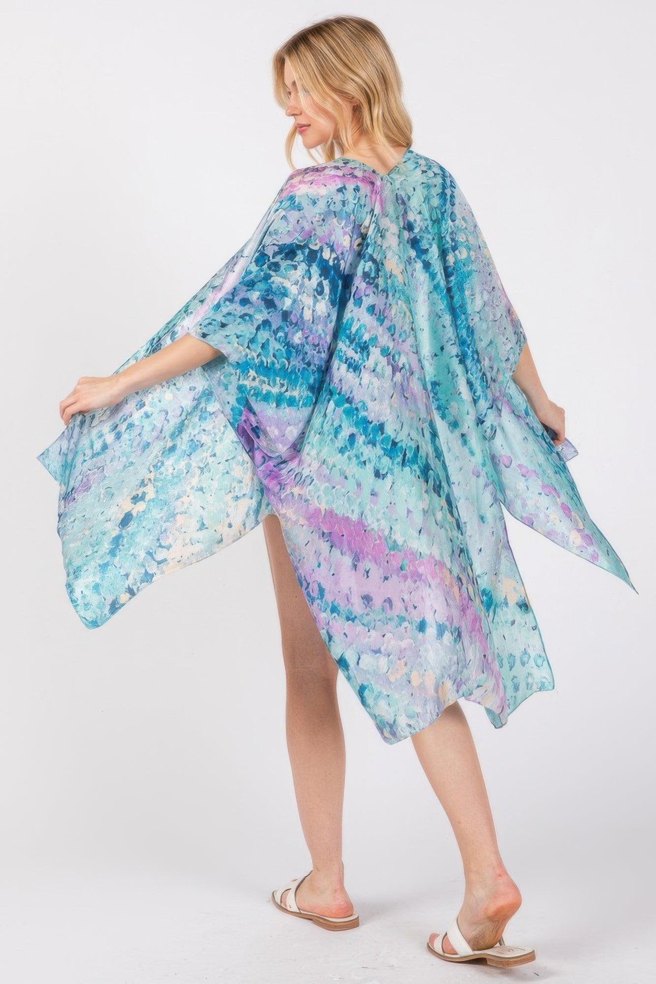 Abstract Print Silky Feel Kimono