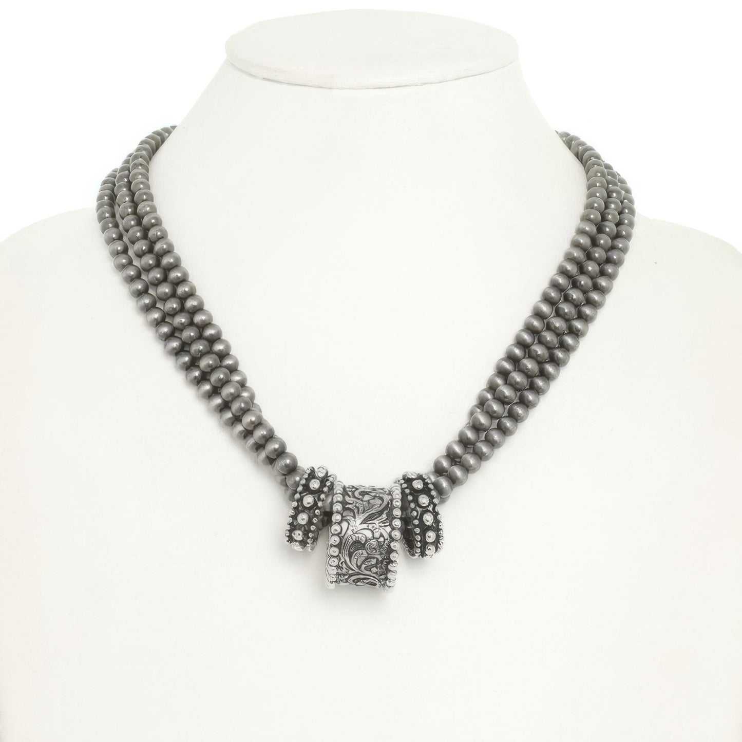 Western Navajo Barrel Pendant Bead Necklace