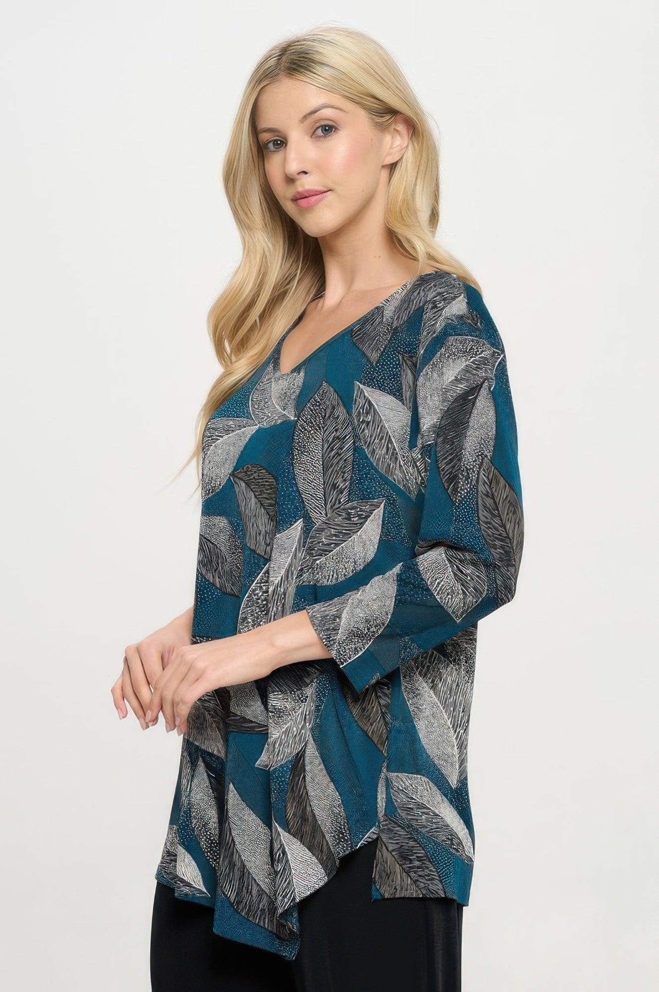 Hit Point V-neckline Top