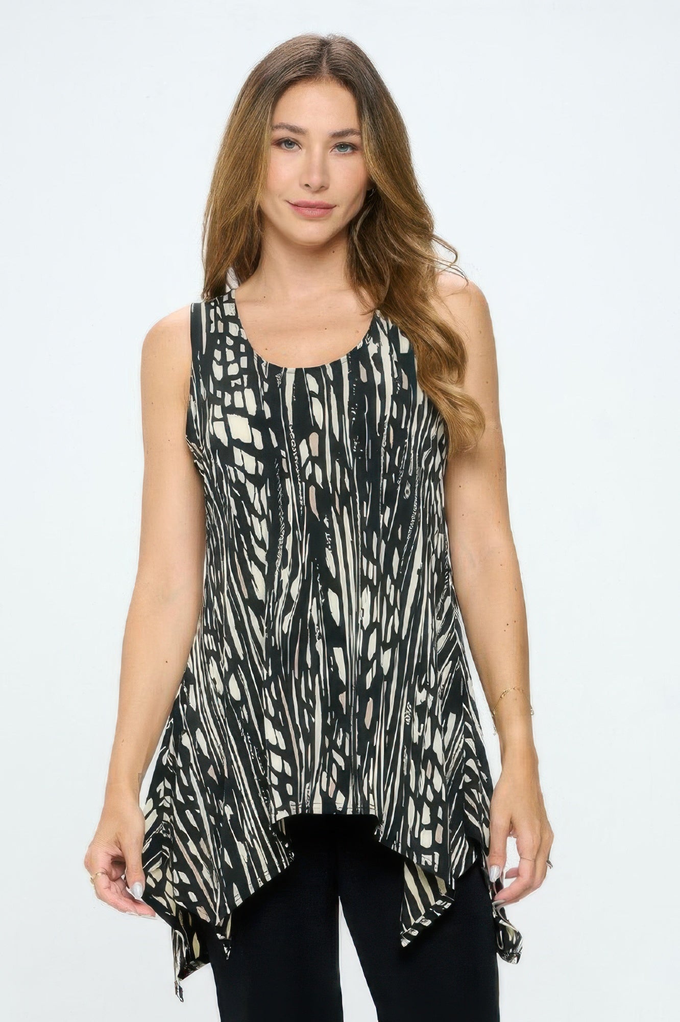 Hit Handkerchief Hem Tank