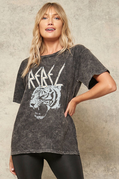 A Mineral Washed Graphic T-shirt 