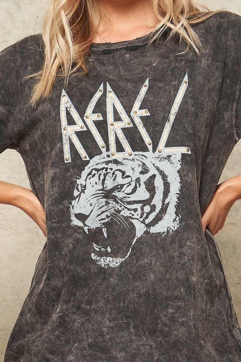 A Mineral Washed Graphic T-shirt 