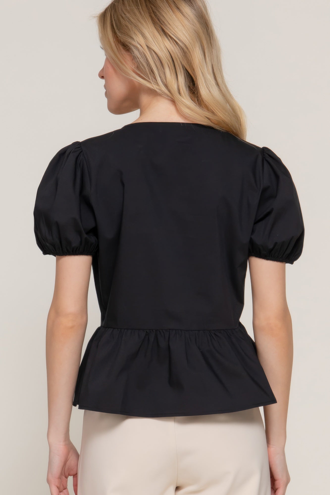 Short Puff Slv Tied Popline Top      