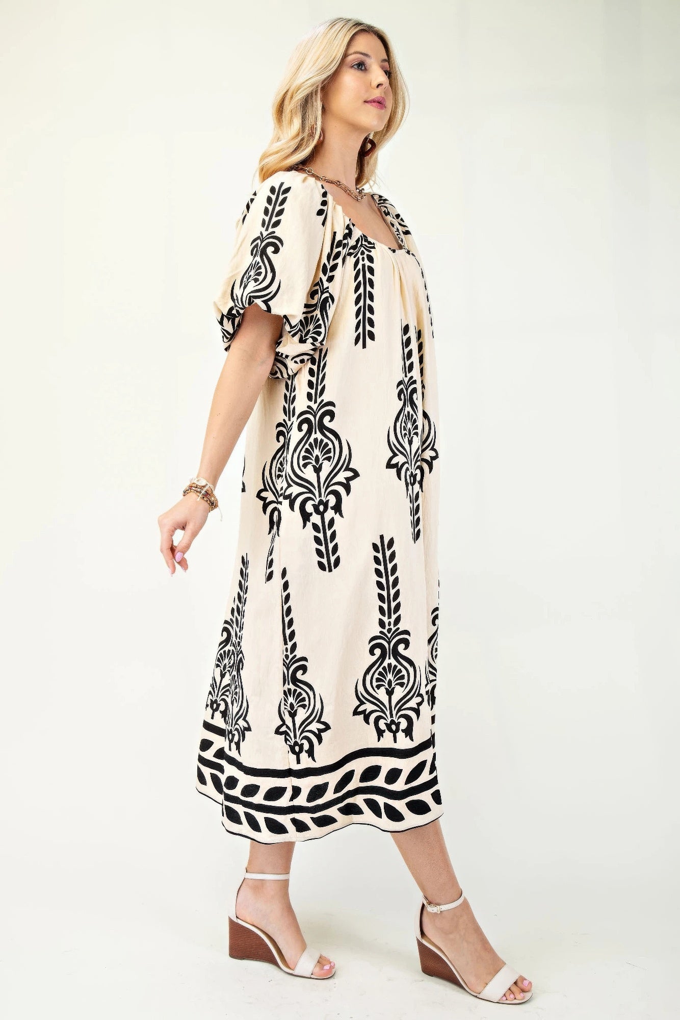 Printed Midi Dress With Short Puff Sleeves