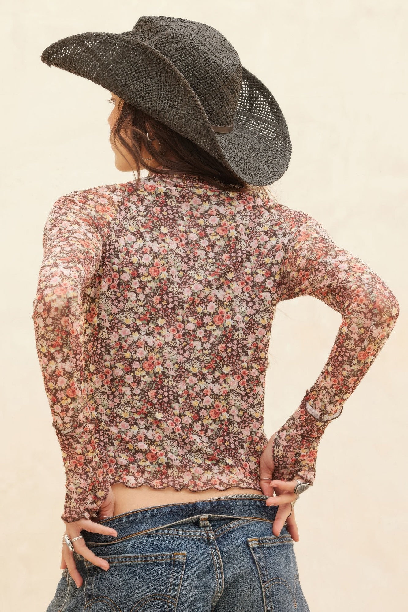 Floral-print Mesh Cropped Mock-neckthumbhole Top               