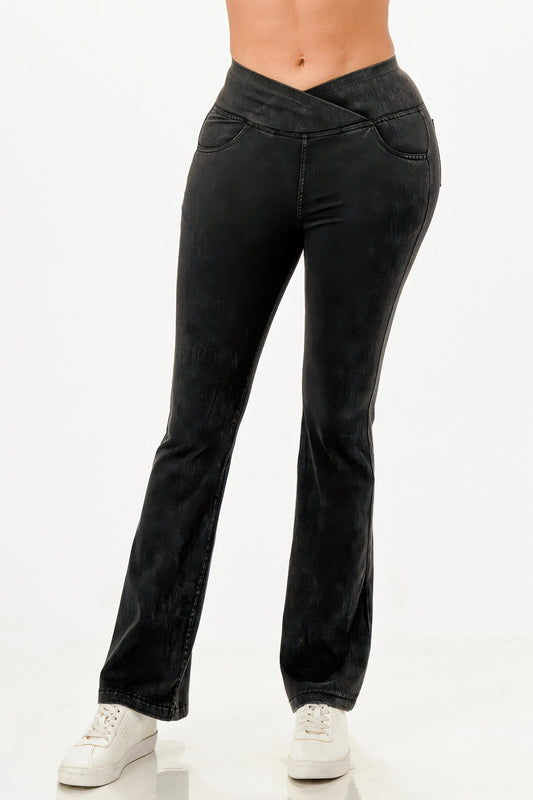 Light Weight Flare Jeans            
