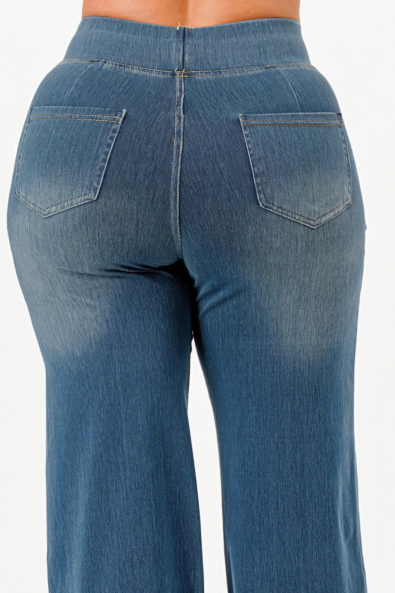 Ultra Soft Flare Baggy Jeans            
