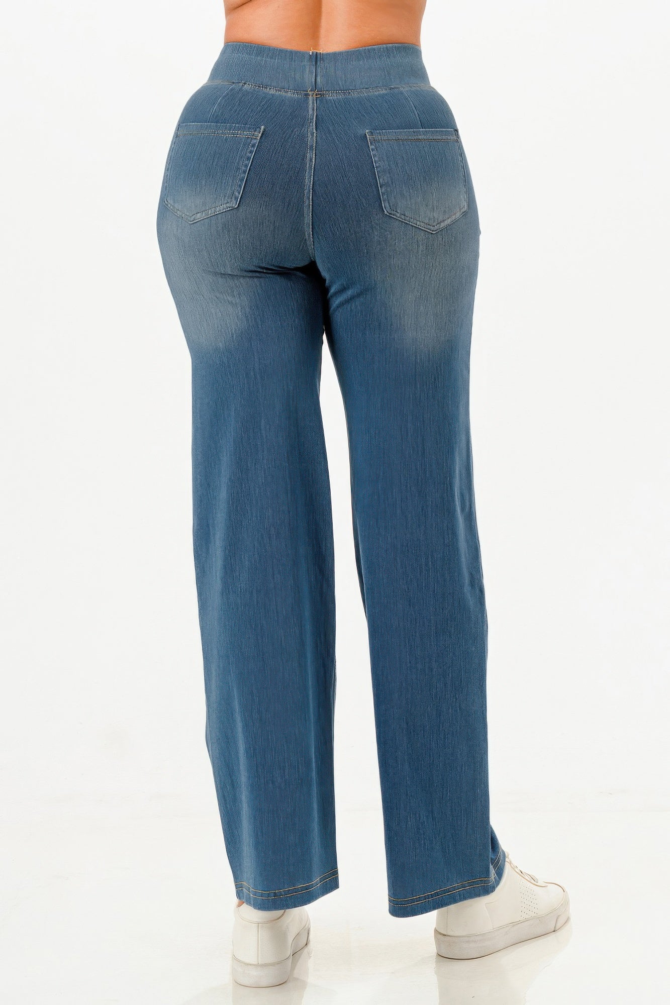Ultra Soft Flare Baggy Jeans            