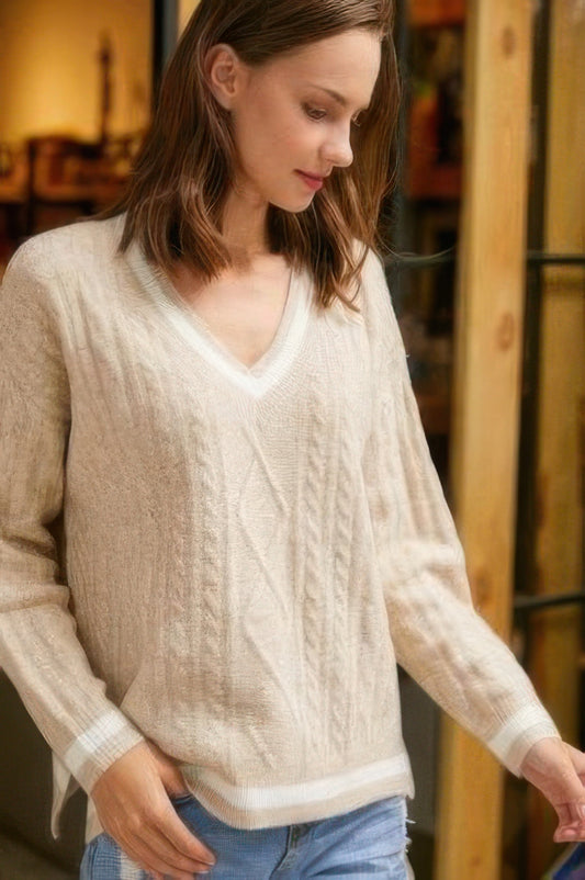 Braid Knit V Neck Sweater              