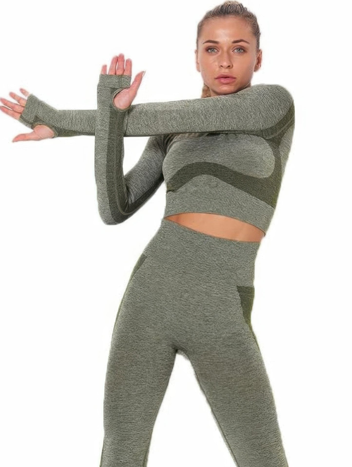 Seamless Long Sleeve Yoga Set         