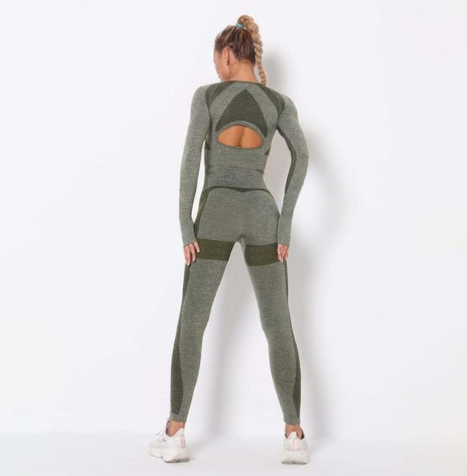 Seamless Long Sleeve Yoga Set         