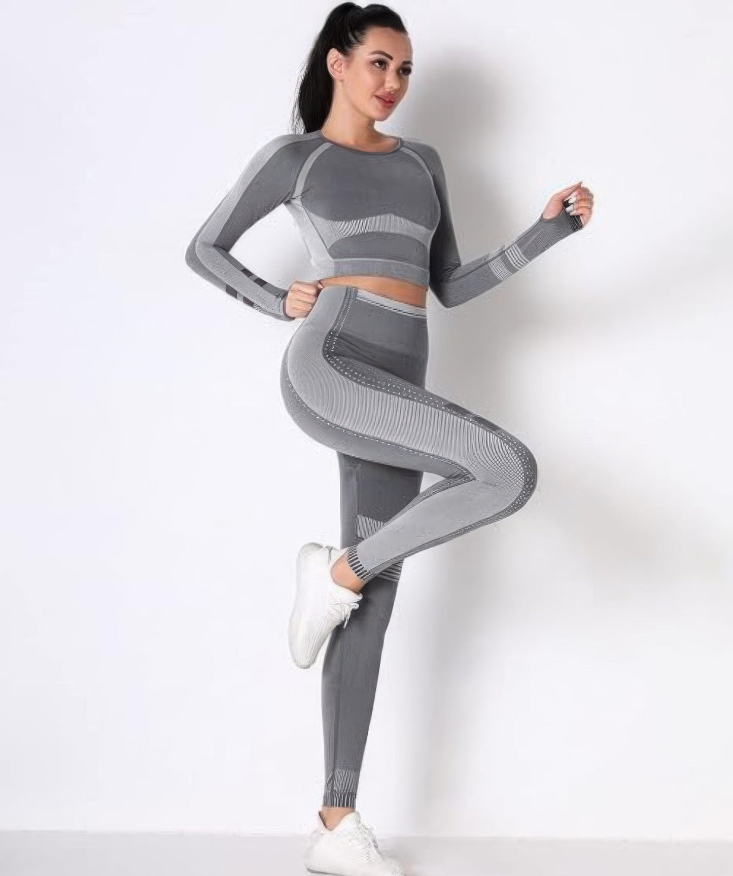 Seamless Long Sleeve Solid Yoga Set        