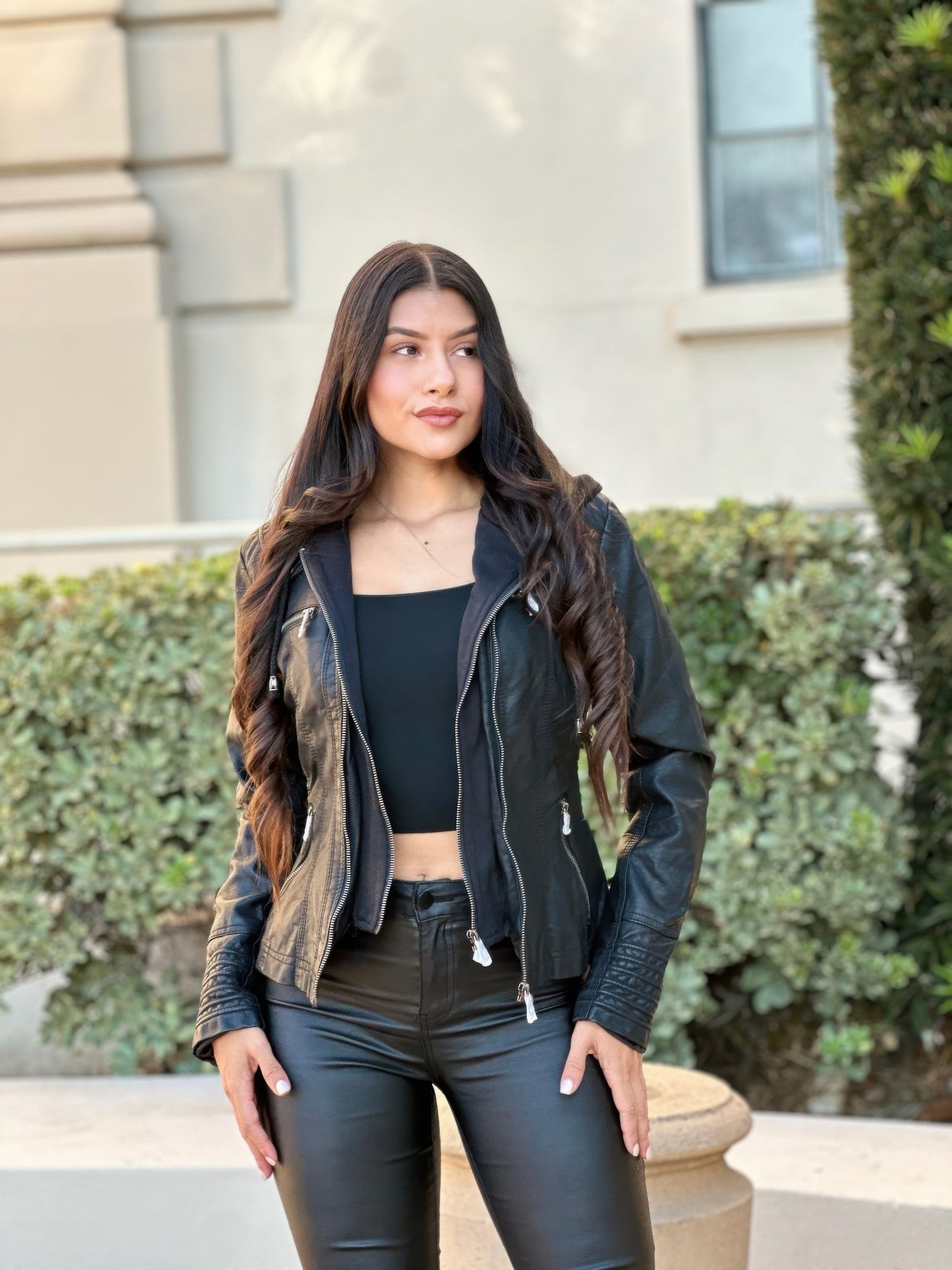 Woman Fashion Hooded Faux Leather Jacket