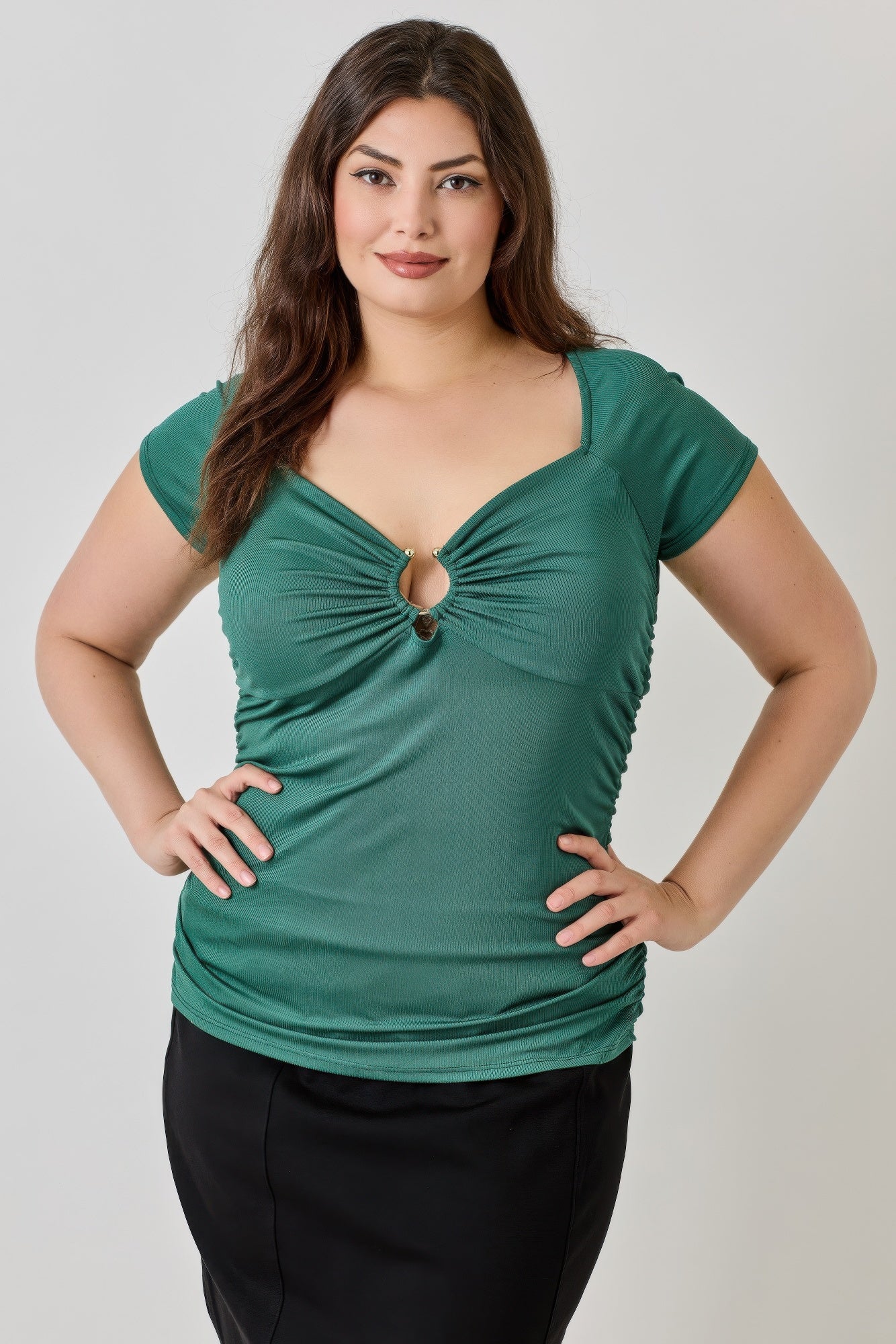 Plus Size Knit Rib Open Circle Trim Top        