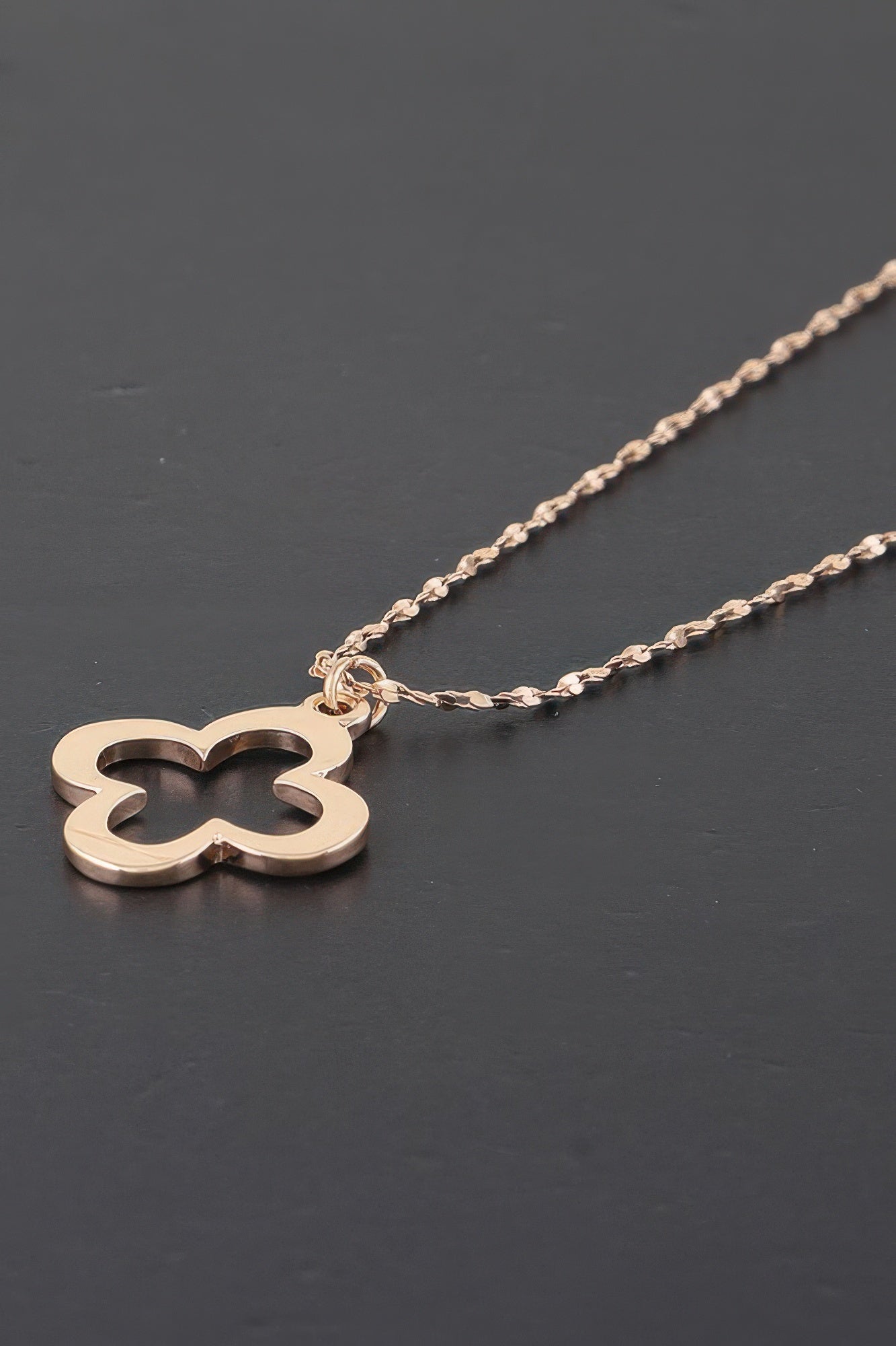 Open Clover Pendant Necklace