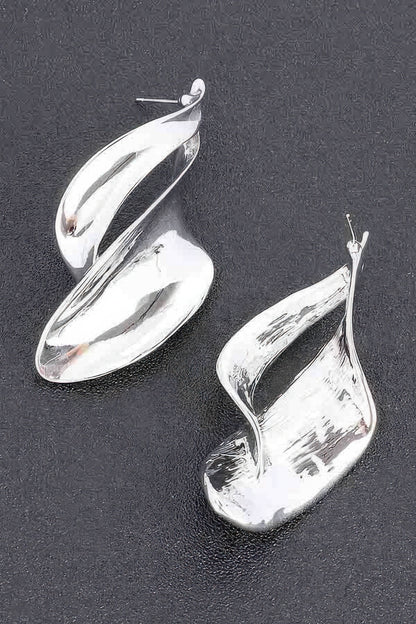 Metal Vintage Earring