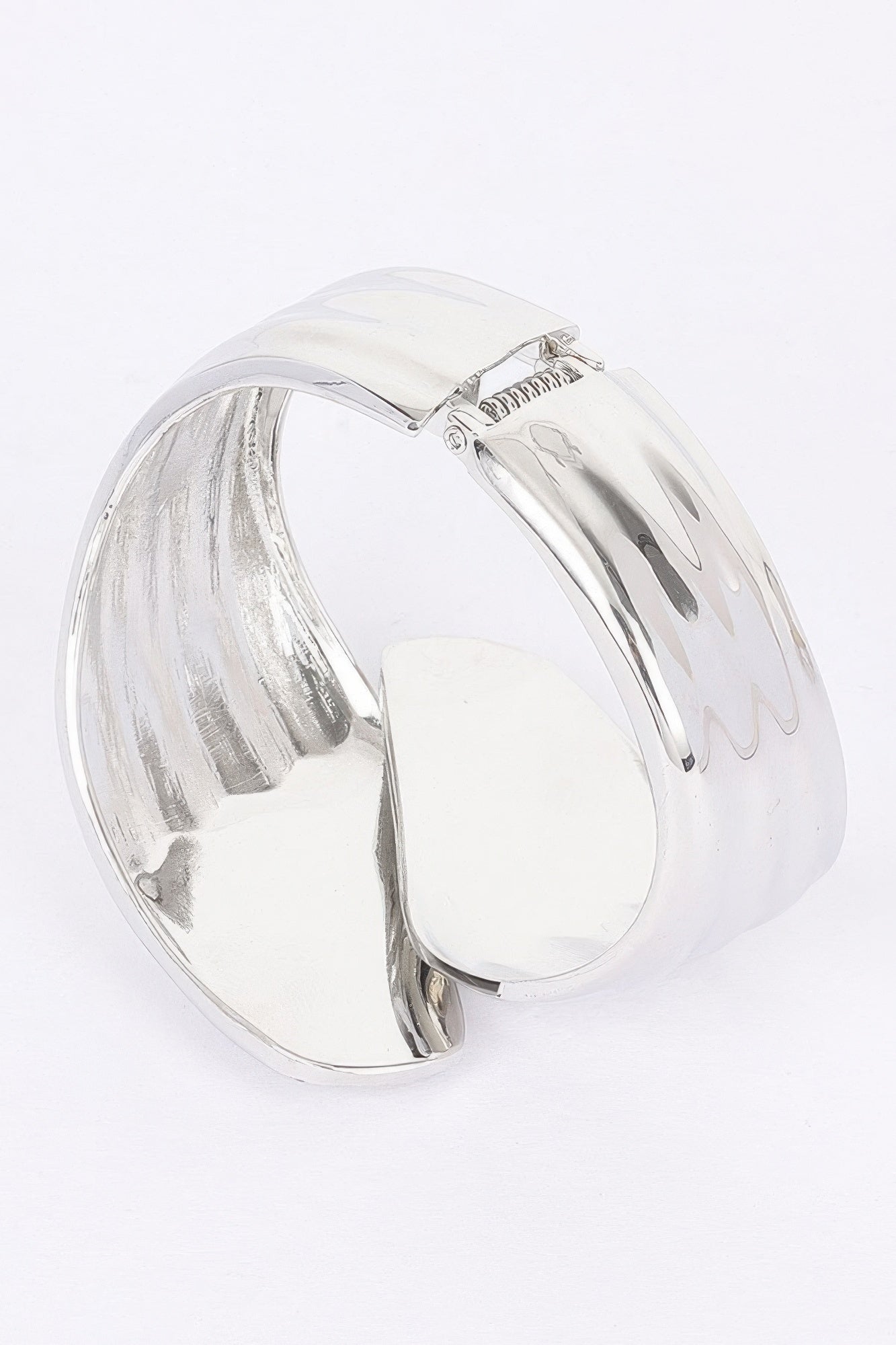 Metal Spring Hinge Cuff