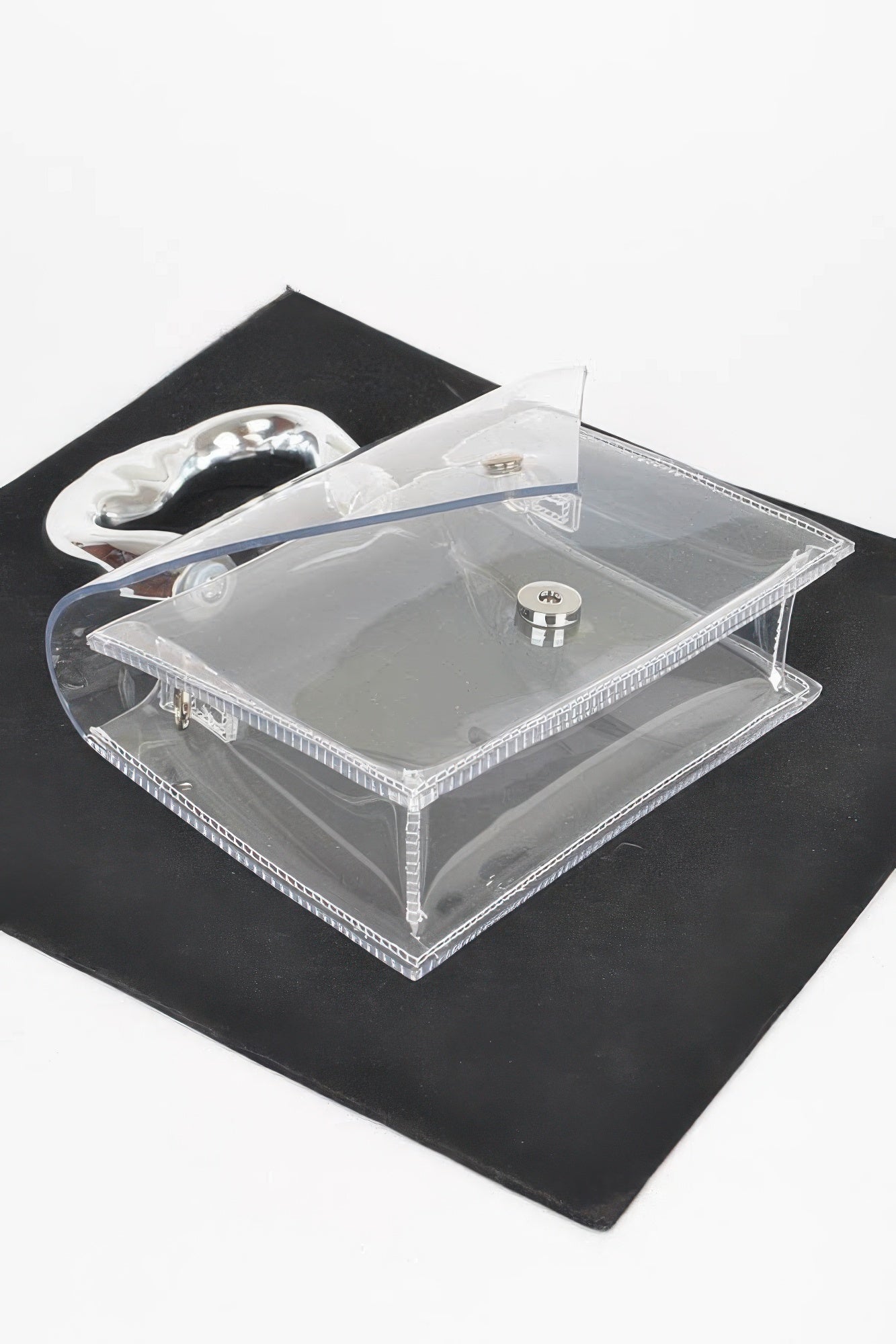 Transparent Ccb Handle Flap Clutch