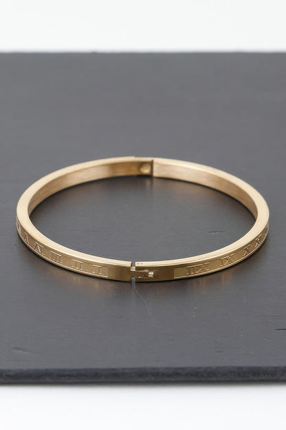 Thin Roman Numeral Bracelet