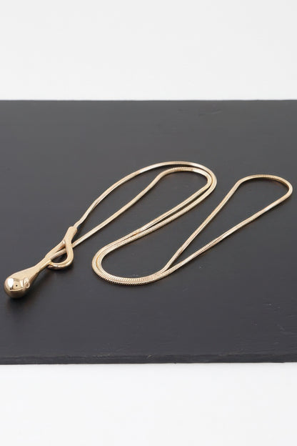 Ultra Teardrop Toggle Necklace