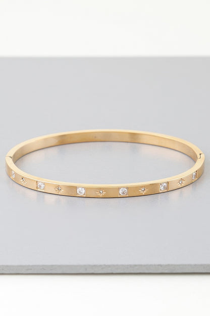 Cubic Star Embedded Cuff Bracelet