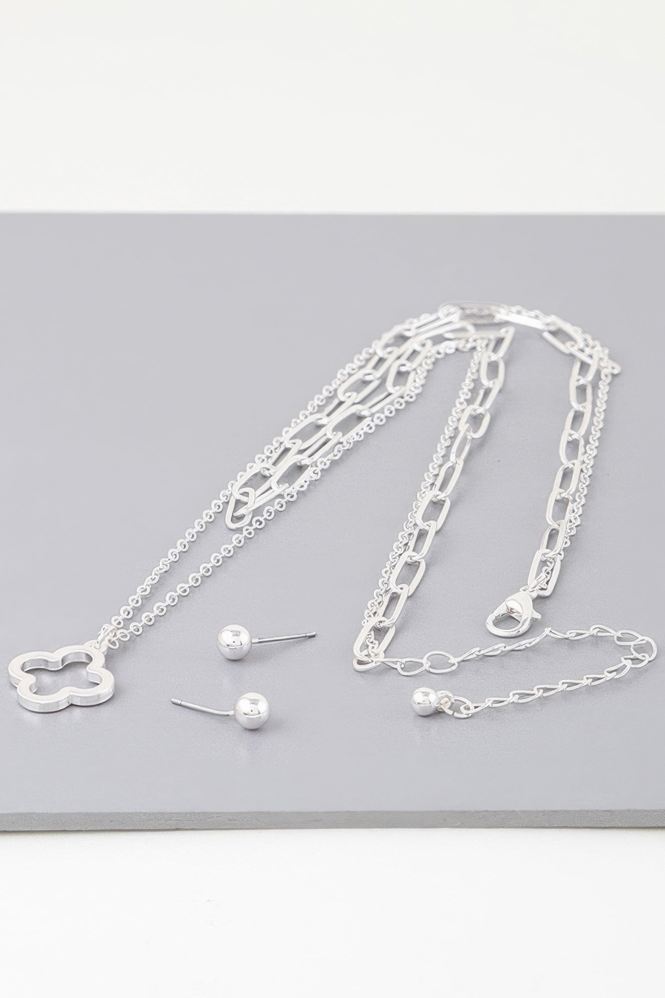 Double Open Clover Chain Necklace