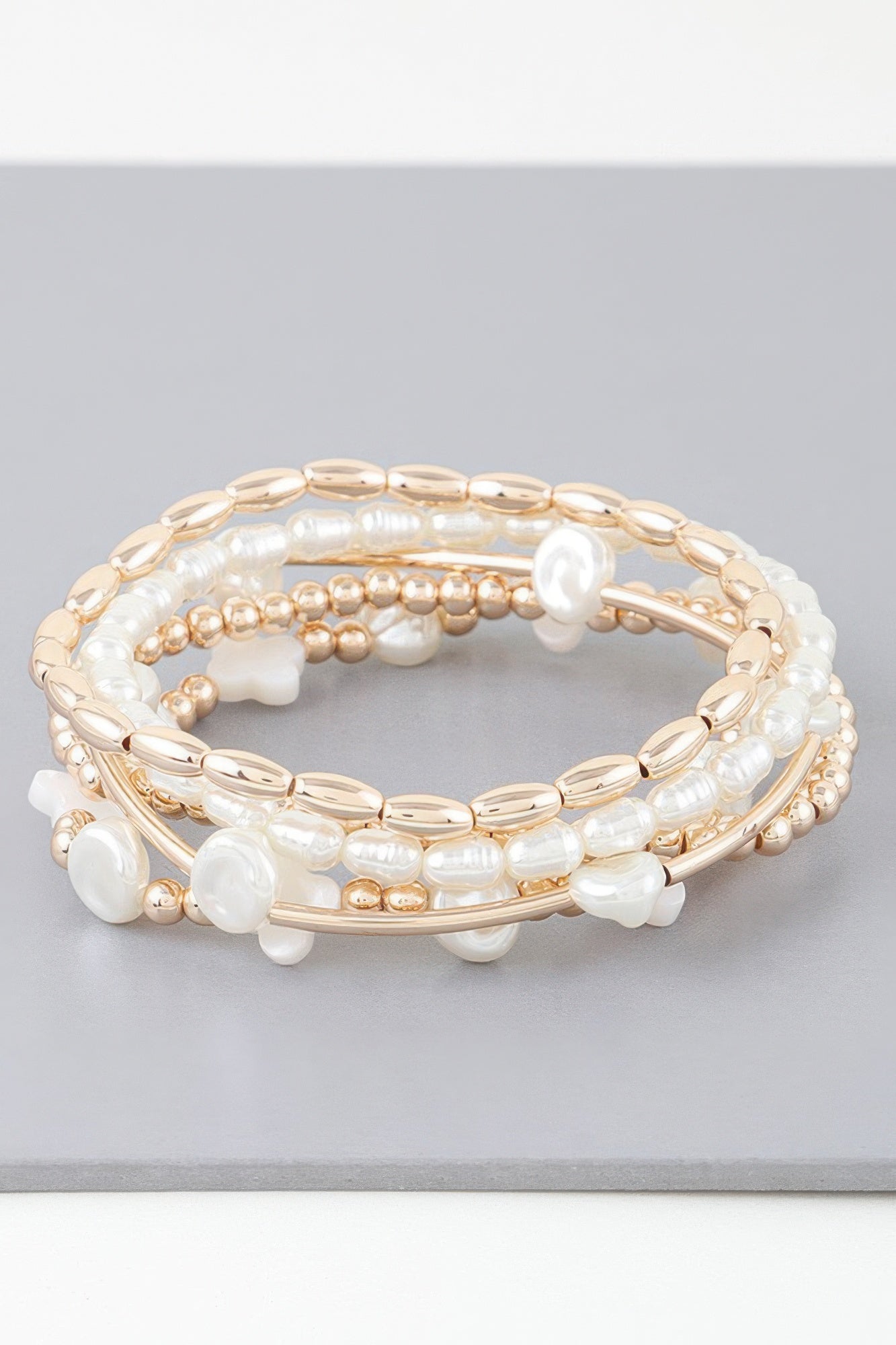 Multi Pearl Clover Beaded Bracelet