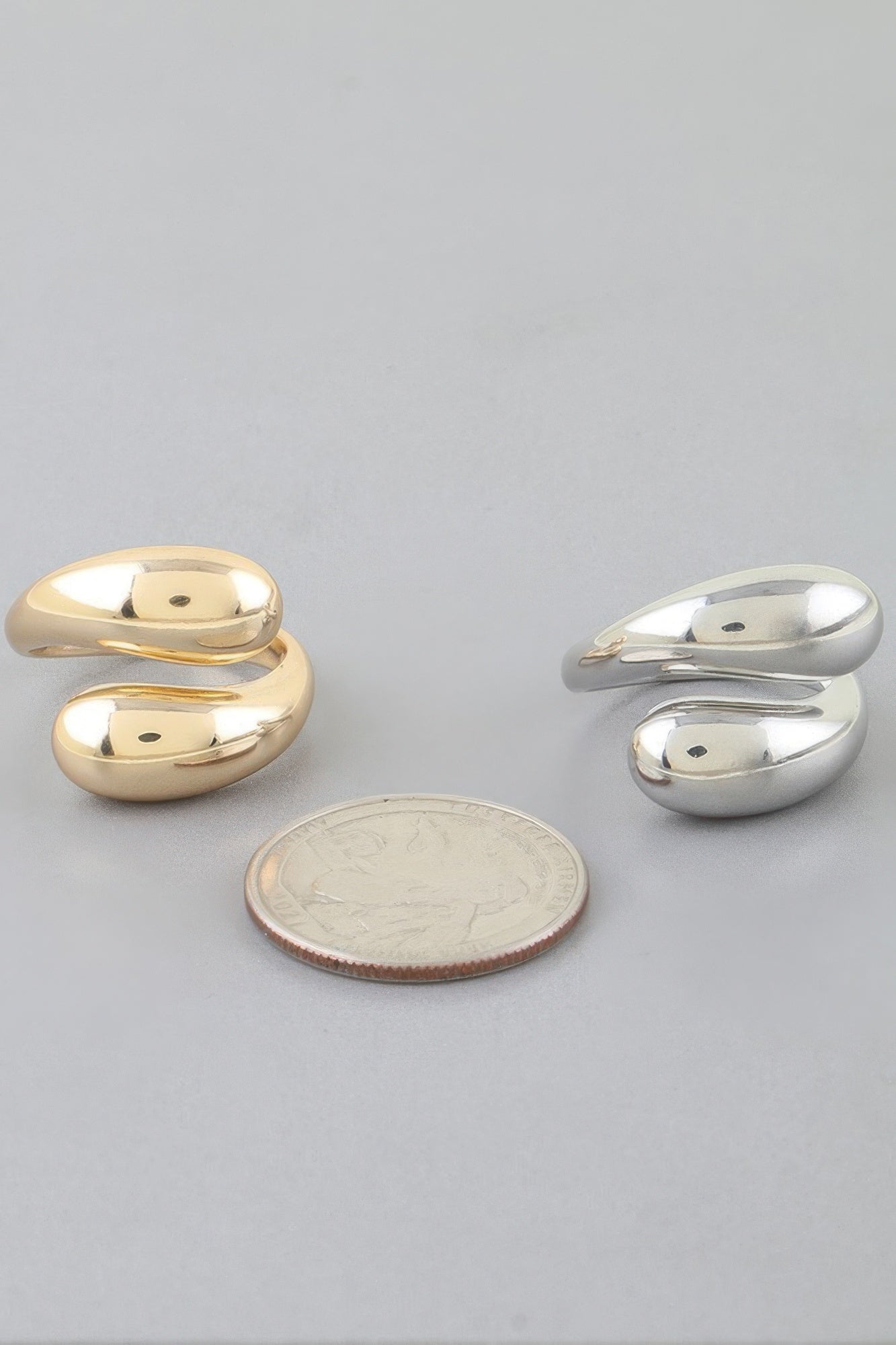 Shiny Teardrop Wrap Ring