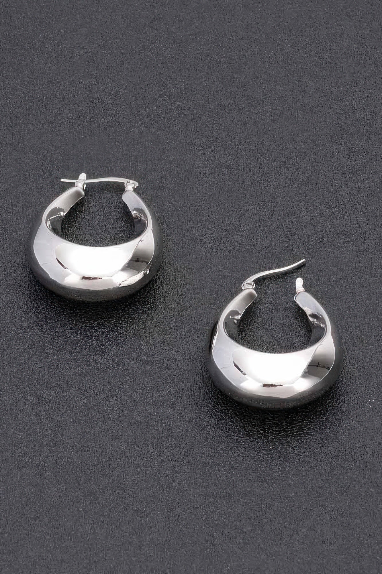 Metal Vintage Hoop Earring