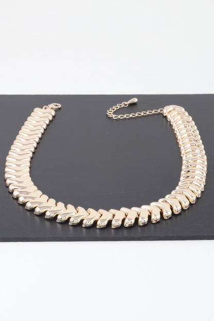 Shiny Arrow Chain Choker Necklace