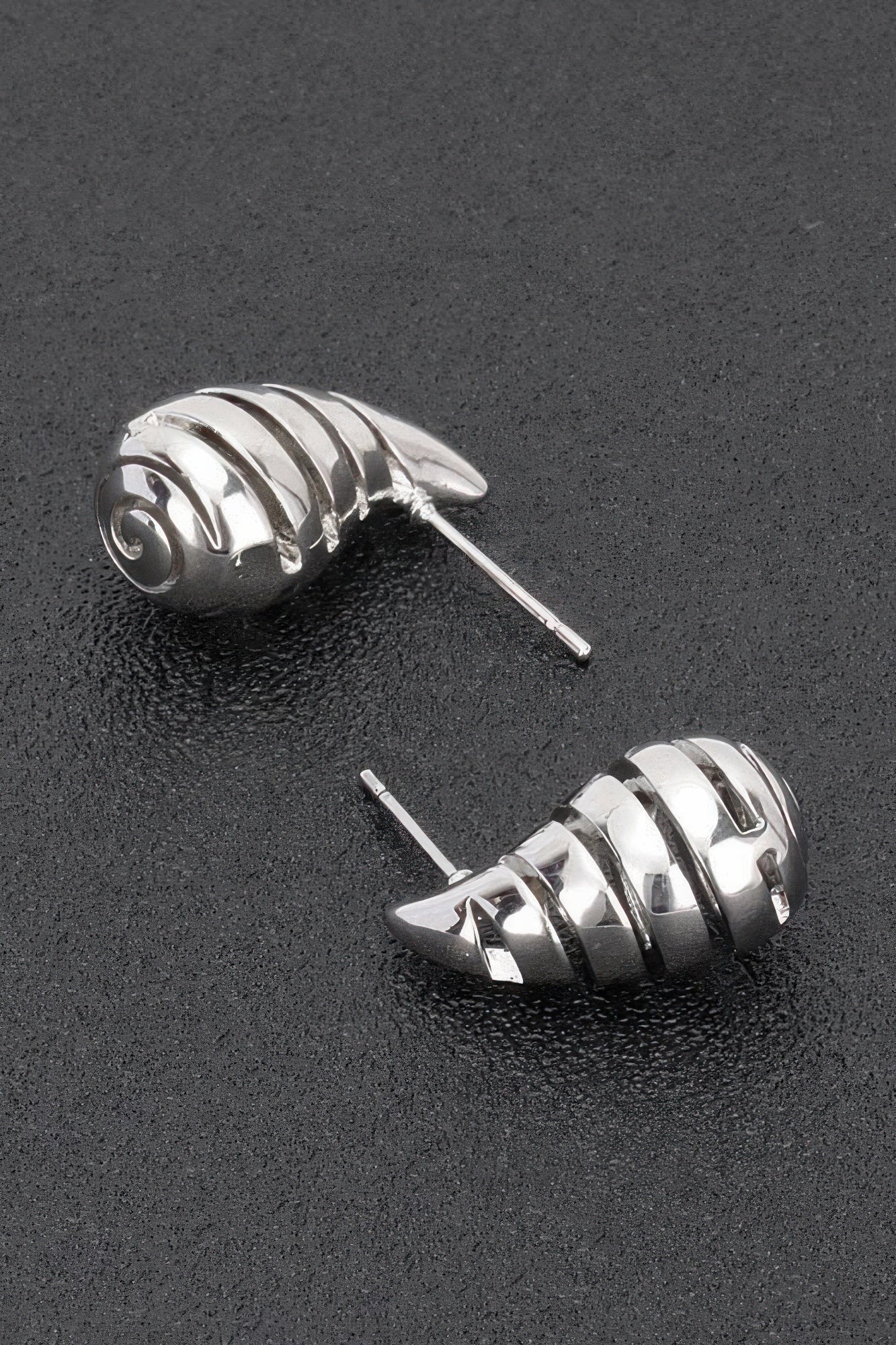 Metal Tear Drop Earring