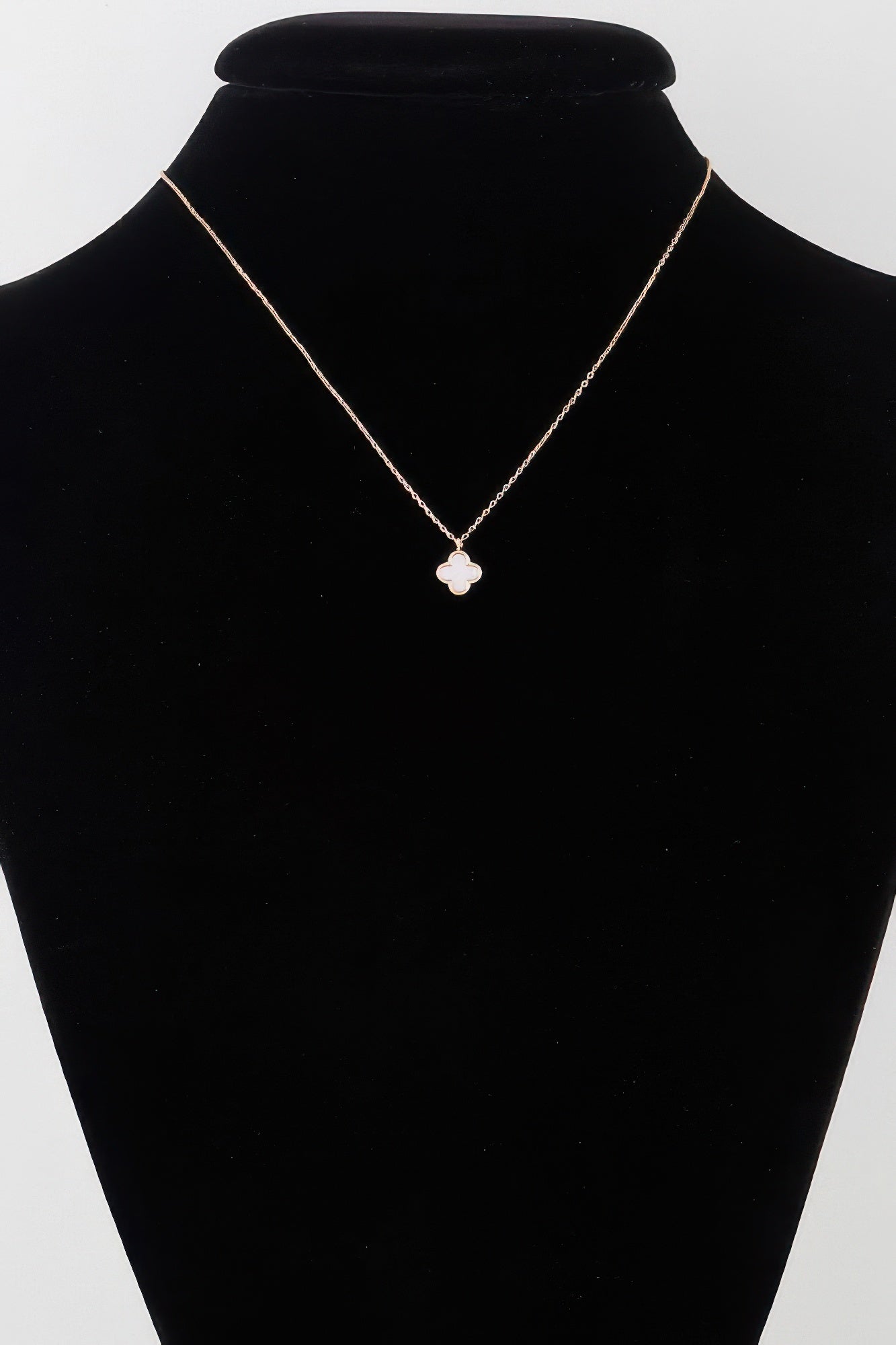 Clover Pendant Necklace