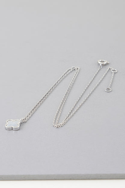 Clover Pendant Necklace