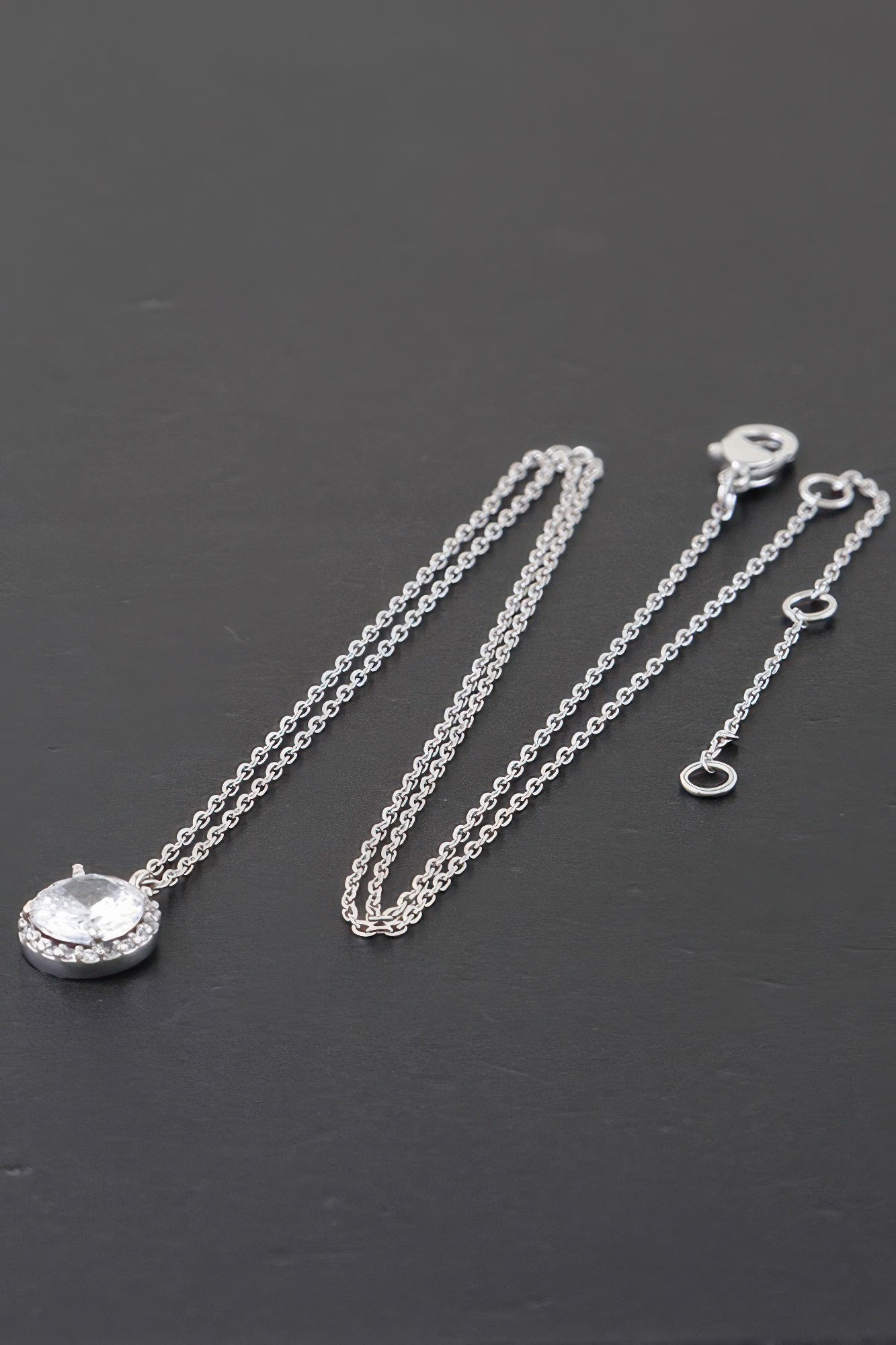 Luxury Rhinestone Pendant Necklace
