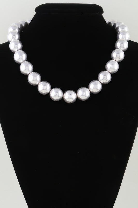 Shiny Statement Beaded Necklace