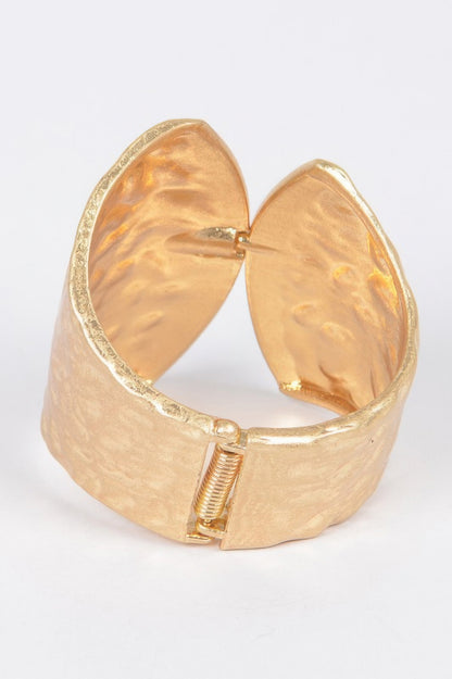 Cast Metal Spring Hinge Cuff