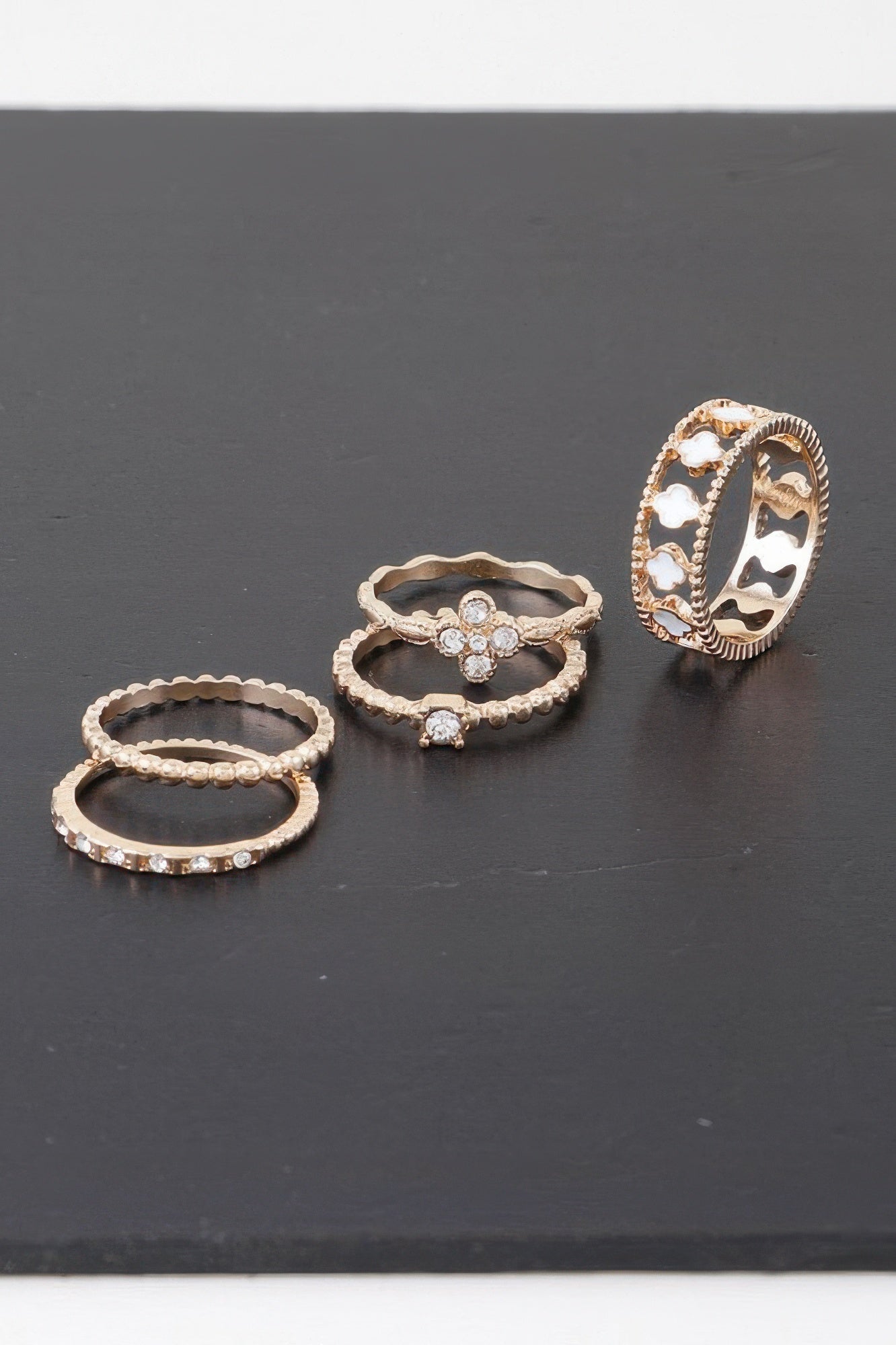 Multi Jewel Clover Ring Set