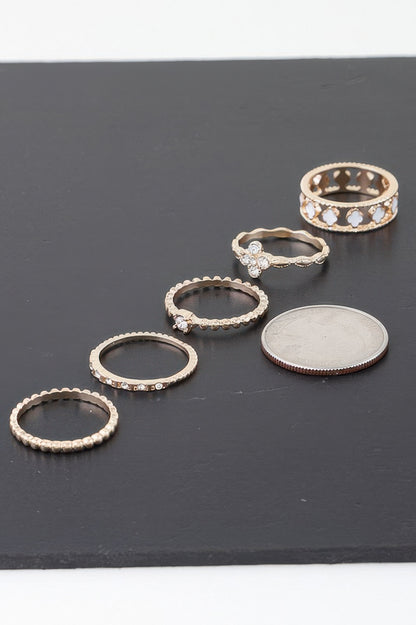 Multi Jewel Clover Ring Set