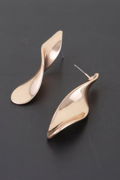 Shiny Modern Twist Drop Earrings