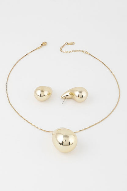 Shiny Teardrop Necklace Set