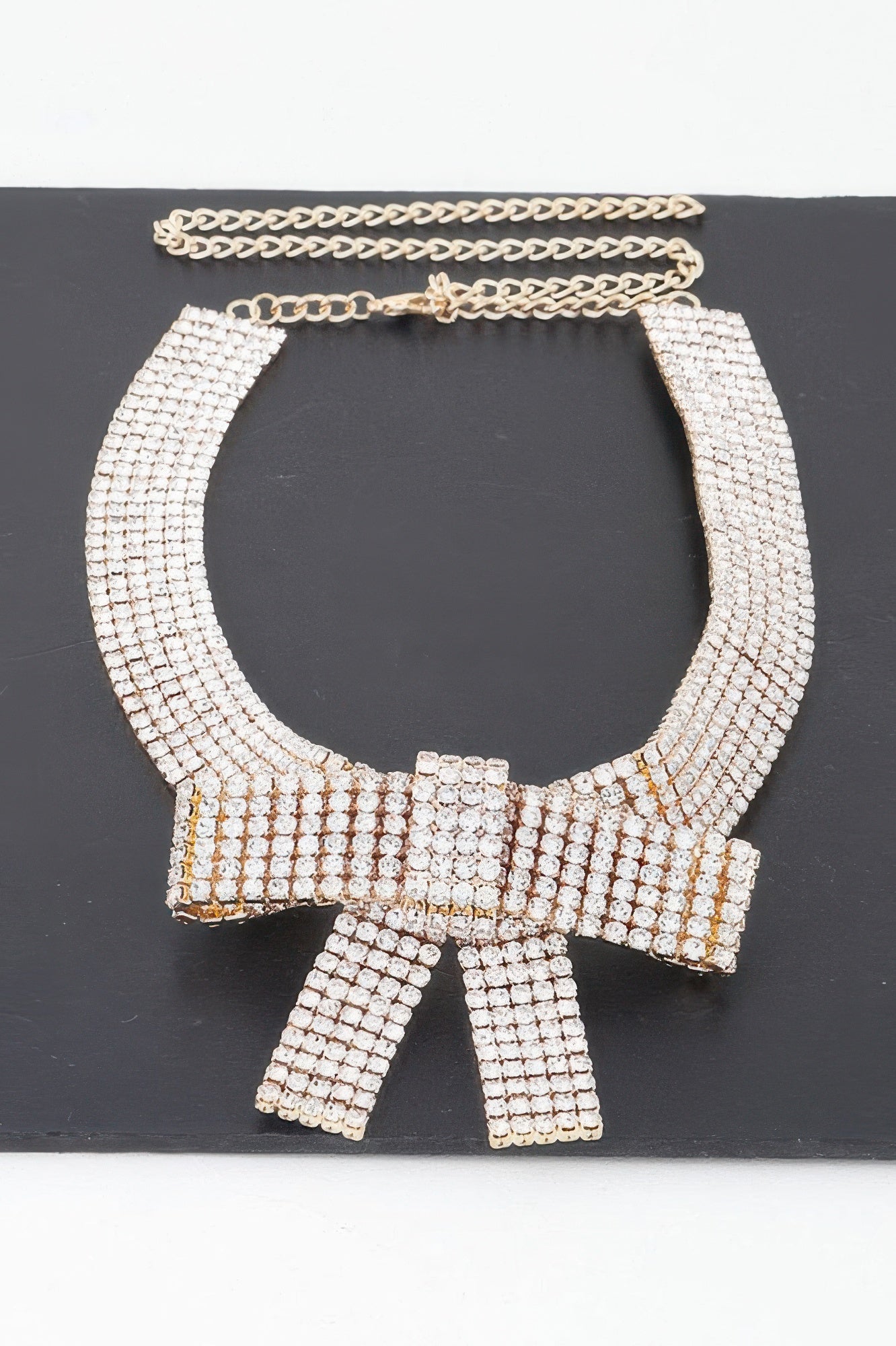 Rhinestone Bow Choker Necklace