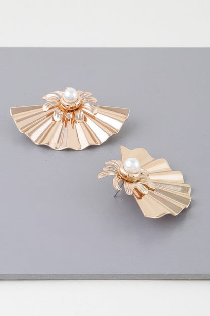 Pearl Fan-shaped Earrings