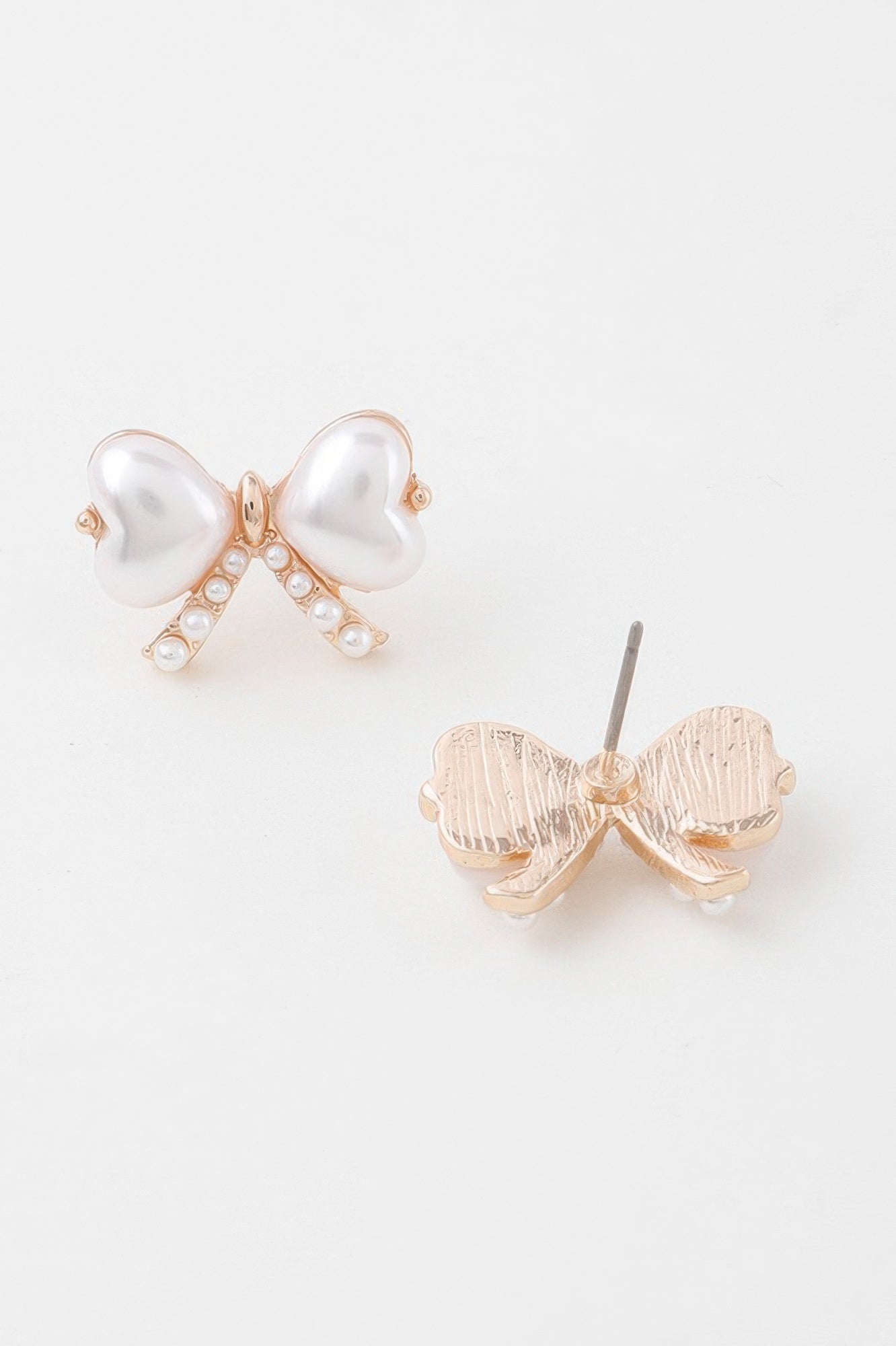 Heart Pearl Ribbon Earrings
