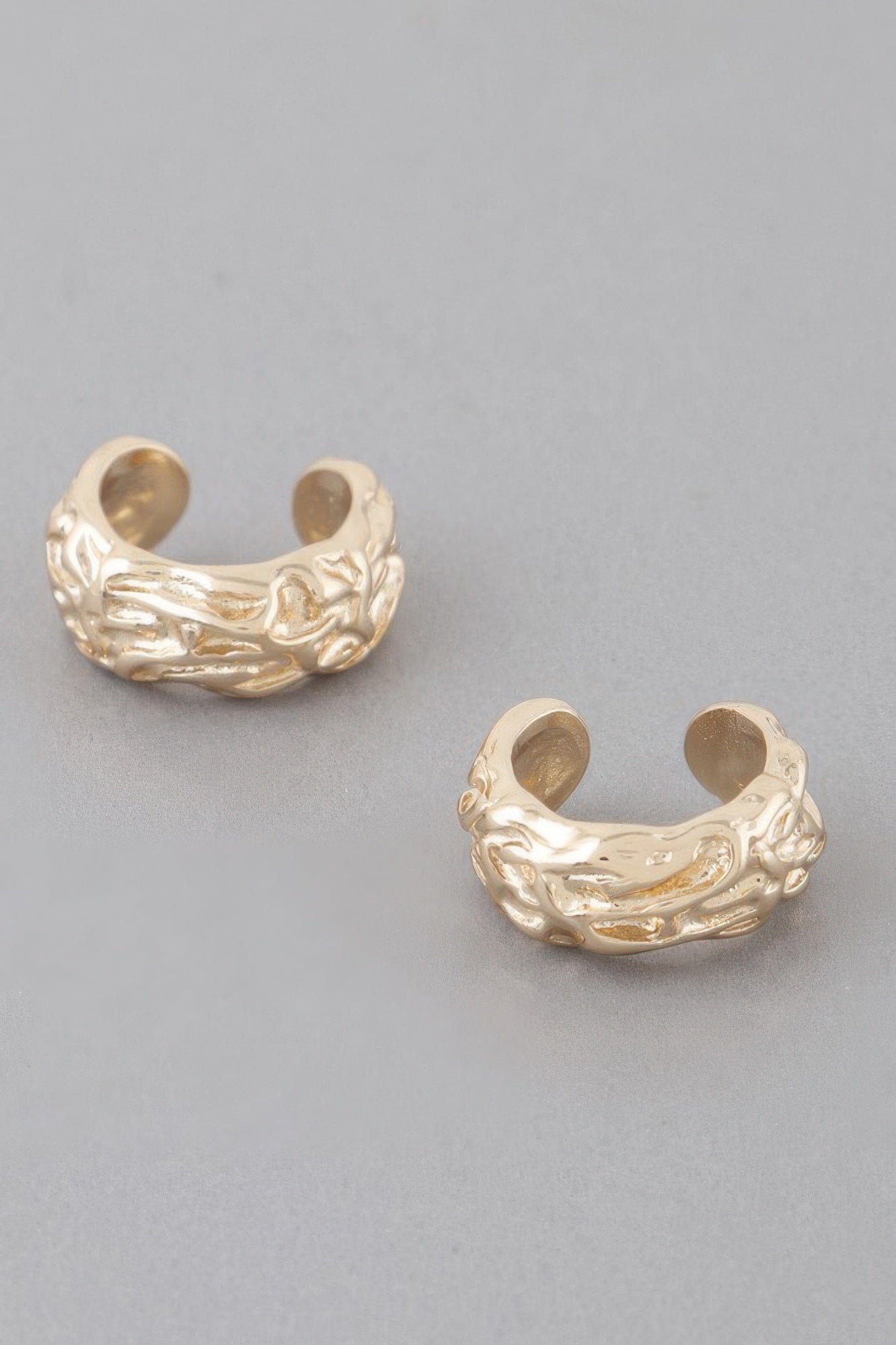 Abstract Ripple Hoop Earrings 