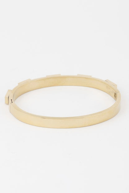 Multi Crystal Clasp Bracelet 