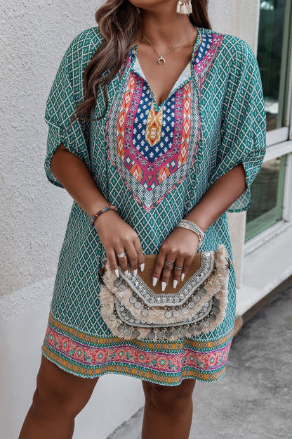 Plus Size V Neck Printed Loose Fit Midi Dress