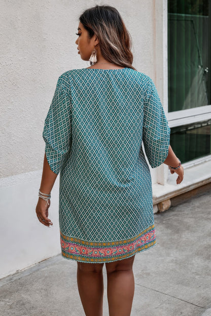 Plus Size V Neck Printed Loose Fit Midi Dress