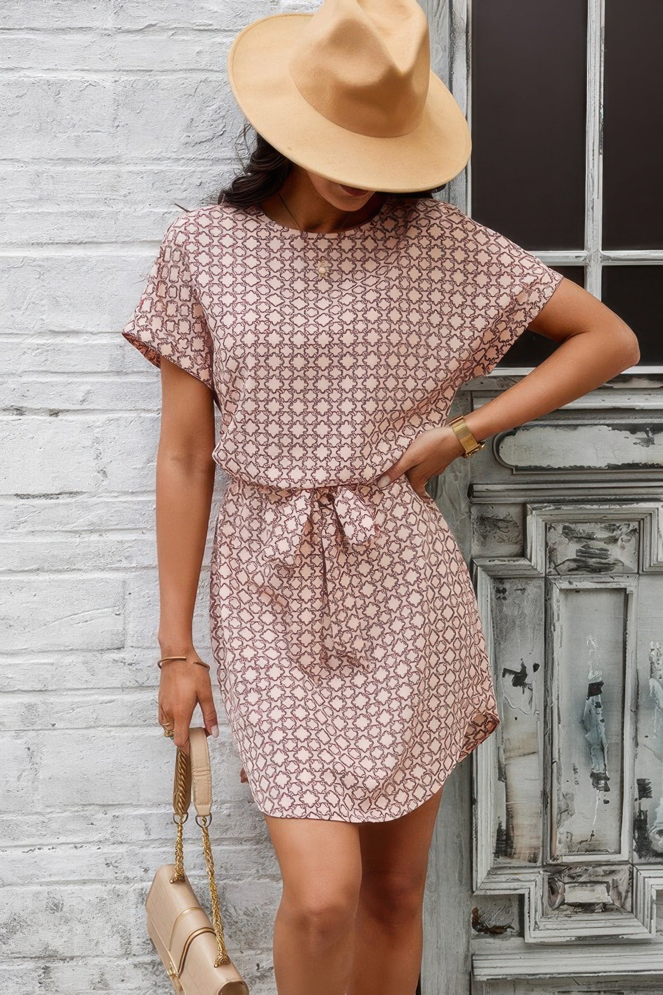 Elegant Crew Neck Batwing Sleeve Printed Dress
